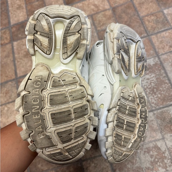 BALENCIAGA TENIS TRACK WHITE size usa 7 
Used - Picture 4 of 5